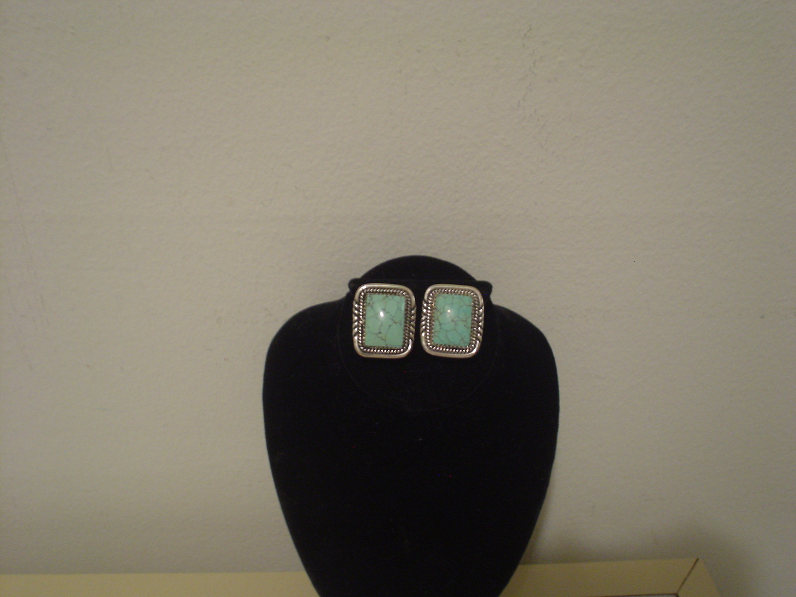 turq earrings 1